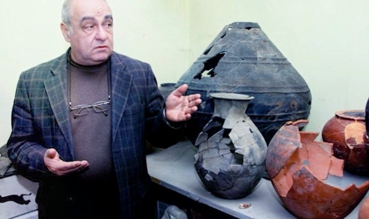 Quotation Marks - Ashot Piliposyan