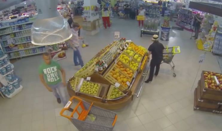 Առաջին տնտեսական