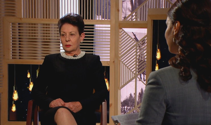 Life in The Palm - Anahit Bakhshyan