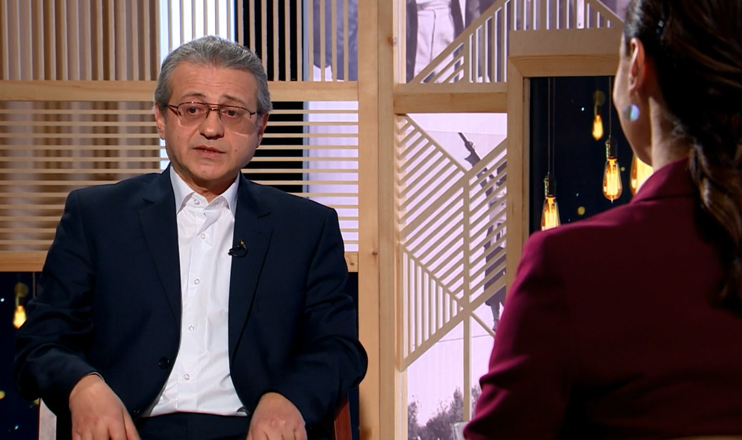 Life in The Palm -Zhirayr Dadasyan