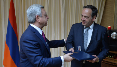 Օրակարգ 09:00