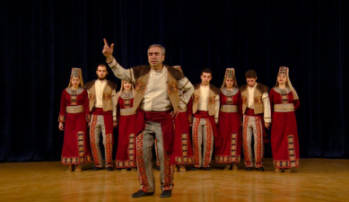 Shoulder to Shoulder: Tak Tanzara