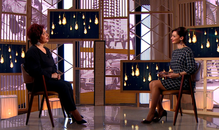 Life in The Palm - Marine Deinyan