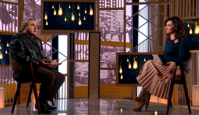 Life in The Palm - Arthur Ghukasyan