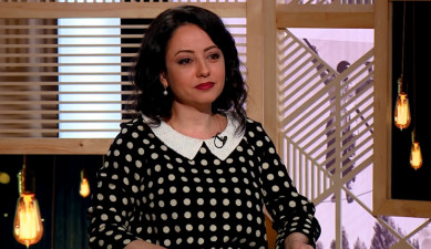 Life in The Palm - Mariam Davtyan