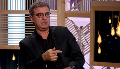 Կյանքը ափի մեջ. Հրաչյա Հարությունյան