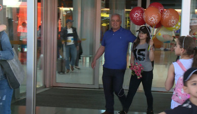 «Մանկական Նոր Ալիք 2017» երաժշտական մրցույթի հաղթող Անահիտ Ադամյանը Երևանում է