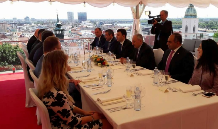 Խորհրդարանական շաբաթ