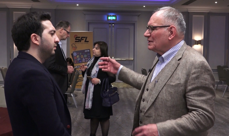 Հրապարակում