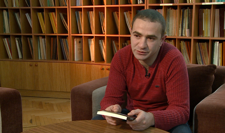 Книжная полка. Давид Мшеци