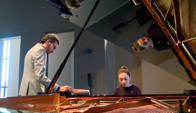 Young pianist conquers stages