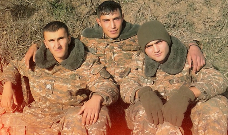 Посвящённые. Нарек, Грайр, Геворг