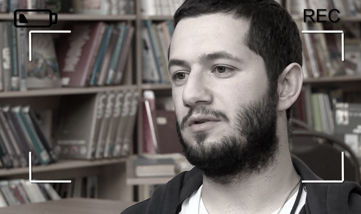 Գրադարակ. Արամ Ավետիս