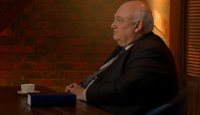 Կեսգիշերն անց. Արամ Սիմոնյան