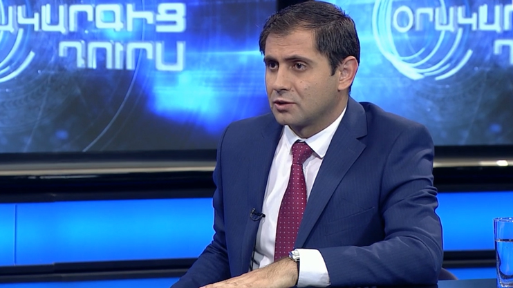 Off the Agenda: Suren Papikyan