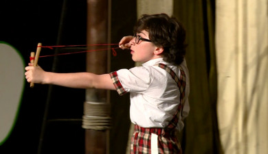 Կուլիսներում. Կարմրամորթների առաջնորդը