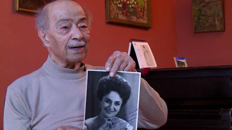 Խորհրդային օպերային երգչուհի Զարուհի Դոլուխանյան