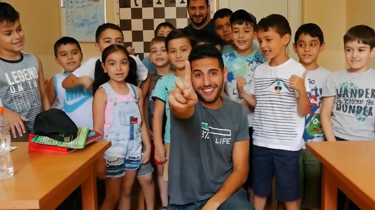 Հրապարակում