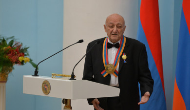 Հովհաննես Չեքիջյանը 90 տարեկան է