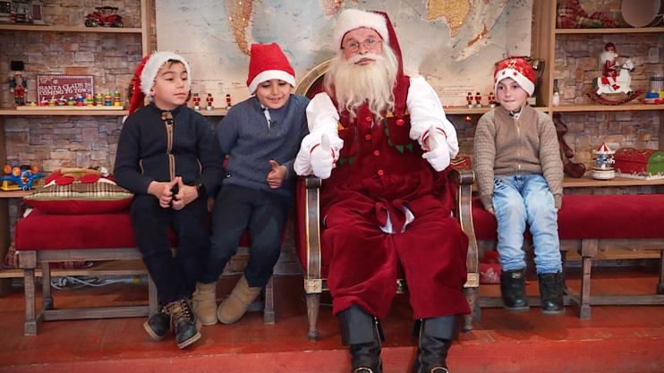 Дети в новогоднее время