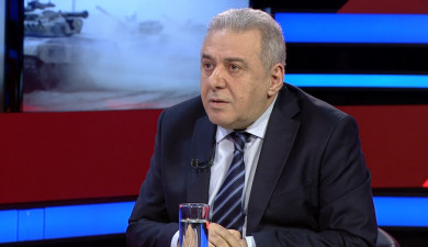 Интервью Петроса Казаряна с Вагаршаком Арутюняном