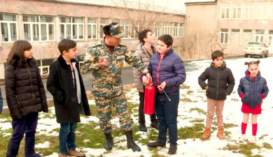 911: Fire Extinguisher