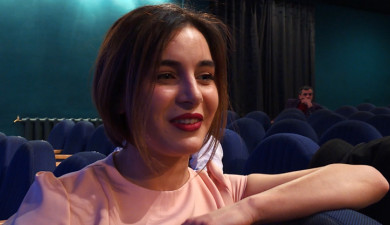 Կուլիսներ. Տիկնայք և պարոնայք