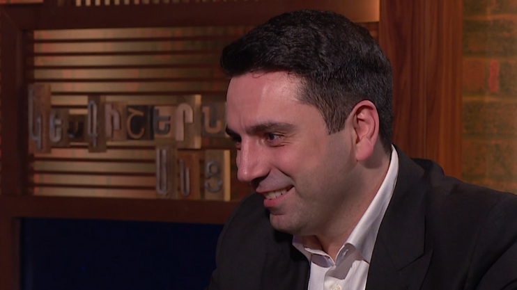 Կեսգիշերն անց. Ալեն Սիմոնյան