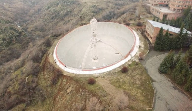 Краеугольный камень. Радиотелескоп