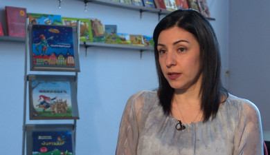 Bookshelf: Sabet Hovhannisyan