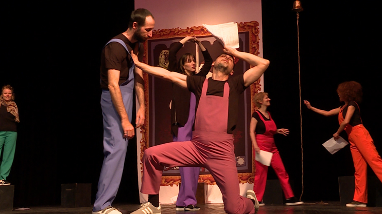 Curtains: The Comedy of Pyramus and Thisbe