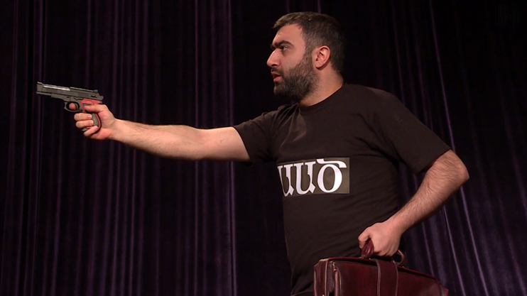 Կուլիսներ. ԱԱԾ