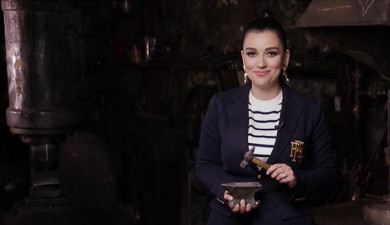 Հայրենեան. Դարբին