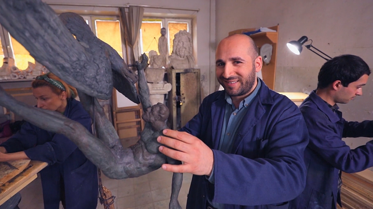 Հրապարակում