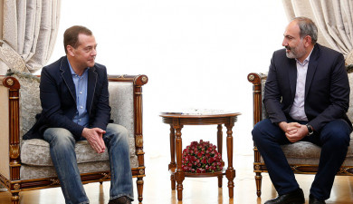 News 60 Minutes: Main Report