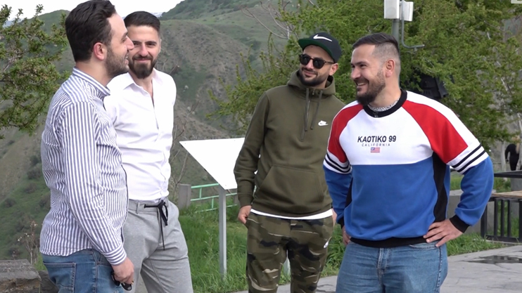 Հրապարակում