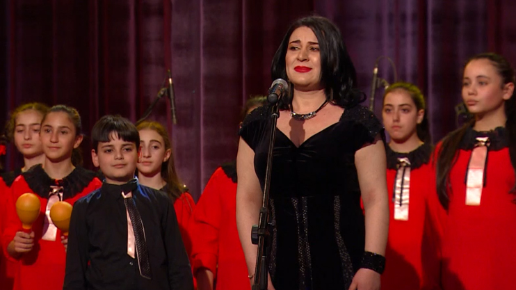 Երգ երգոց. Հայկանուշ Դանիելյանի դպրոց