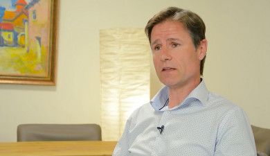 Кусочек Армении. Карел Хофстра