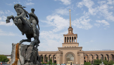 On the Roads of Armenia: Yervand Kochar 120