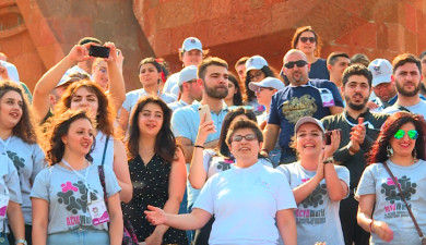 On the Roads of Armenia: To Holy Etchmiadzin, to Holy Artsakh, Pilgrimage - 1