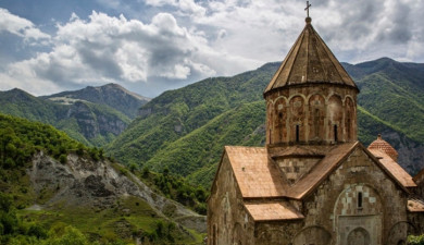 On the Roads of Armenia: To Saint Etchmiadzin, to holy Artsakh: Pilgrimage - 2