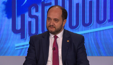 Поживем увидим. Высшее образование или среднее специальное?