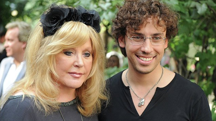 Love Story: Alla Pugacheva