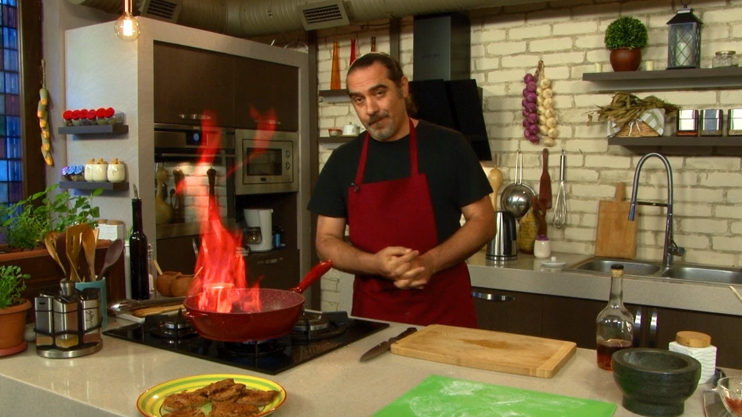 Պատրաստենք միասին. Հորթի միս հունգարական ձևով