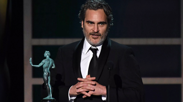 CineNEWS: Joaquin Phoenix awarded Best Actor