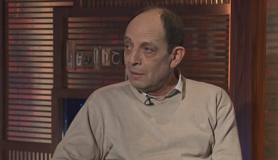 После полуночи. Аветик Ишханян