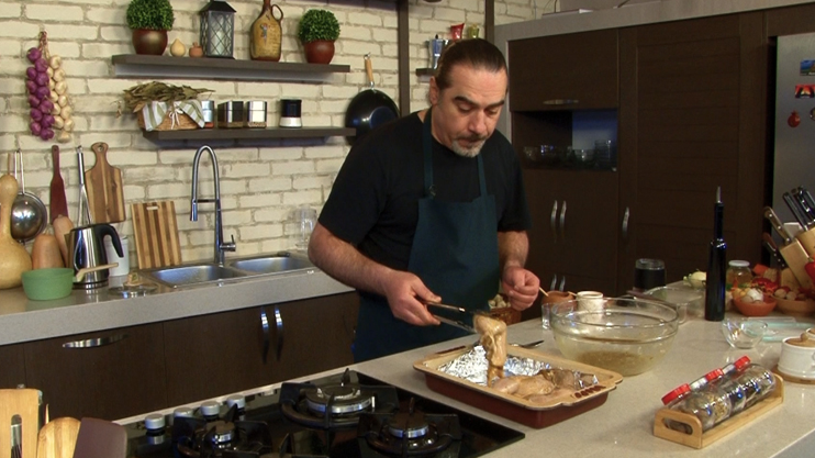 Давайте готовить вместе. Золотистые окорочка