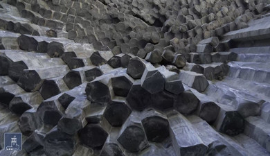 Հրապարակում