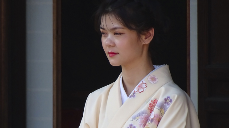 Кимоно: японская традиционная одежда