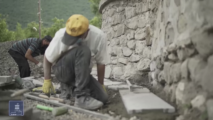 Հրապարակում